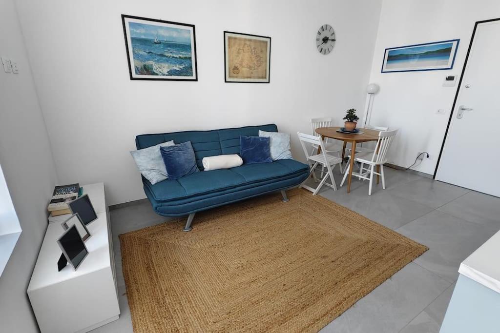 Baroni D - Free Private Parking-wi- Fi And A-c Apartment *